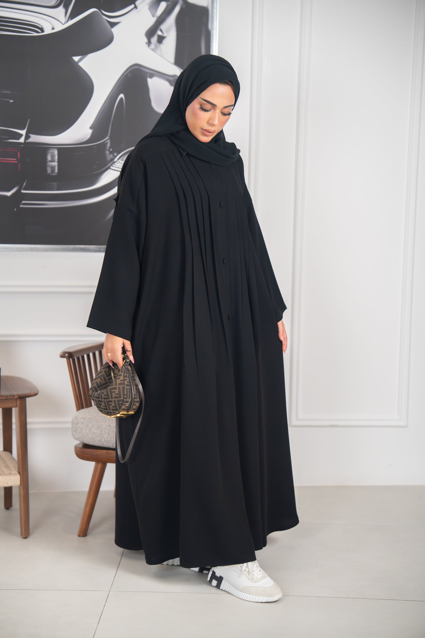 Tayrah Abaya – Pleated Elegance in Motion