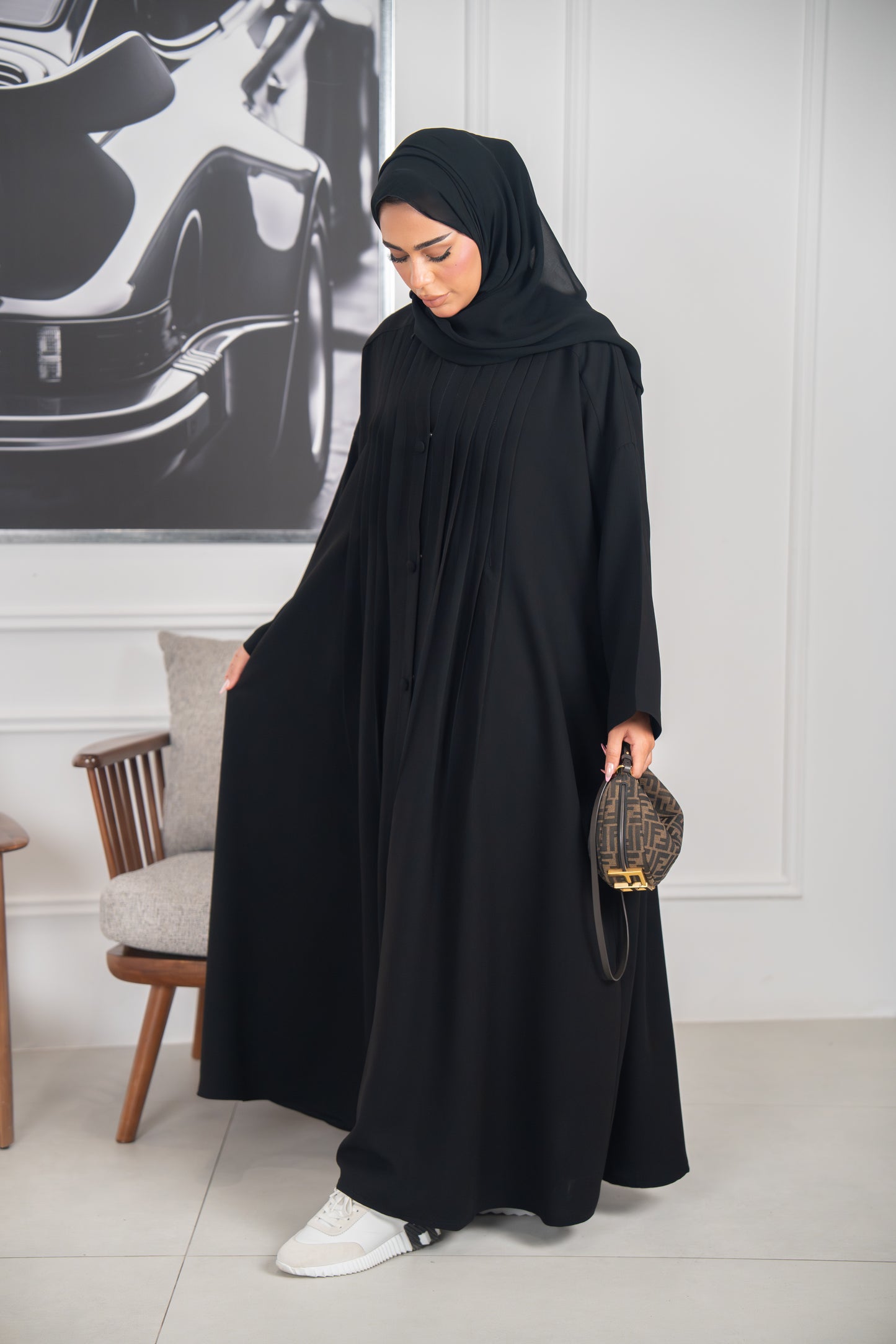 Tayrah Abaya – Pleated Elegance in Motion