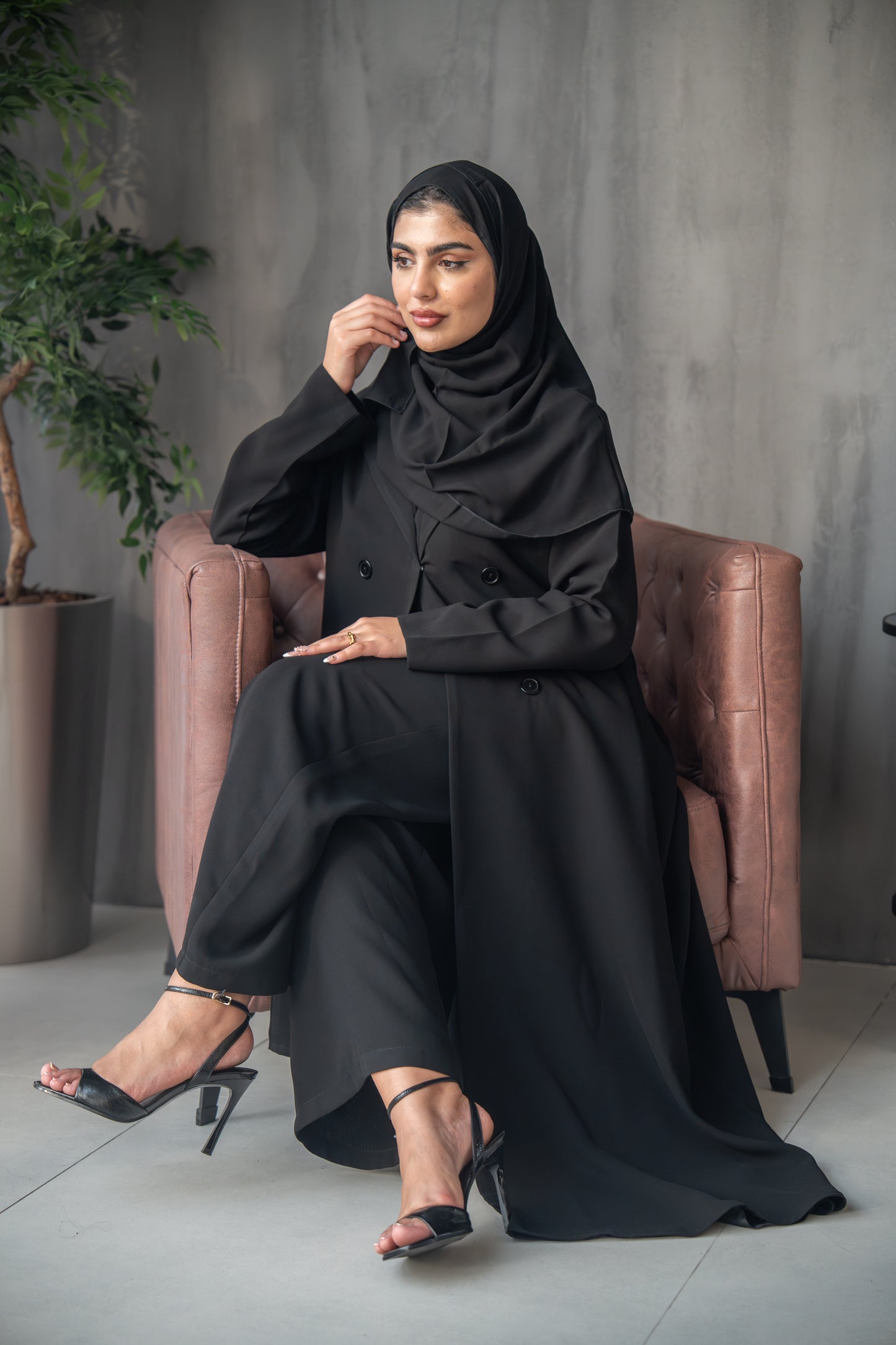 Elegant Black Double-Breasted Abaya