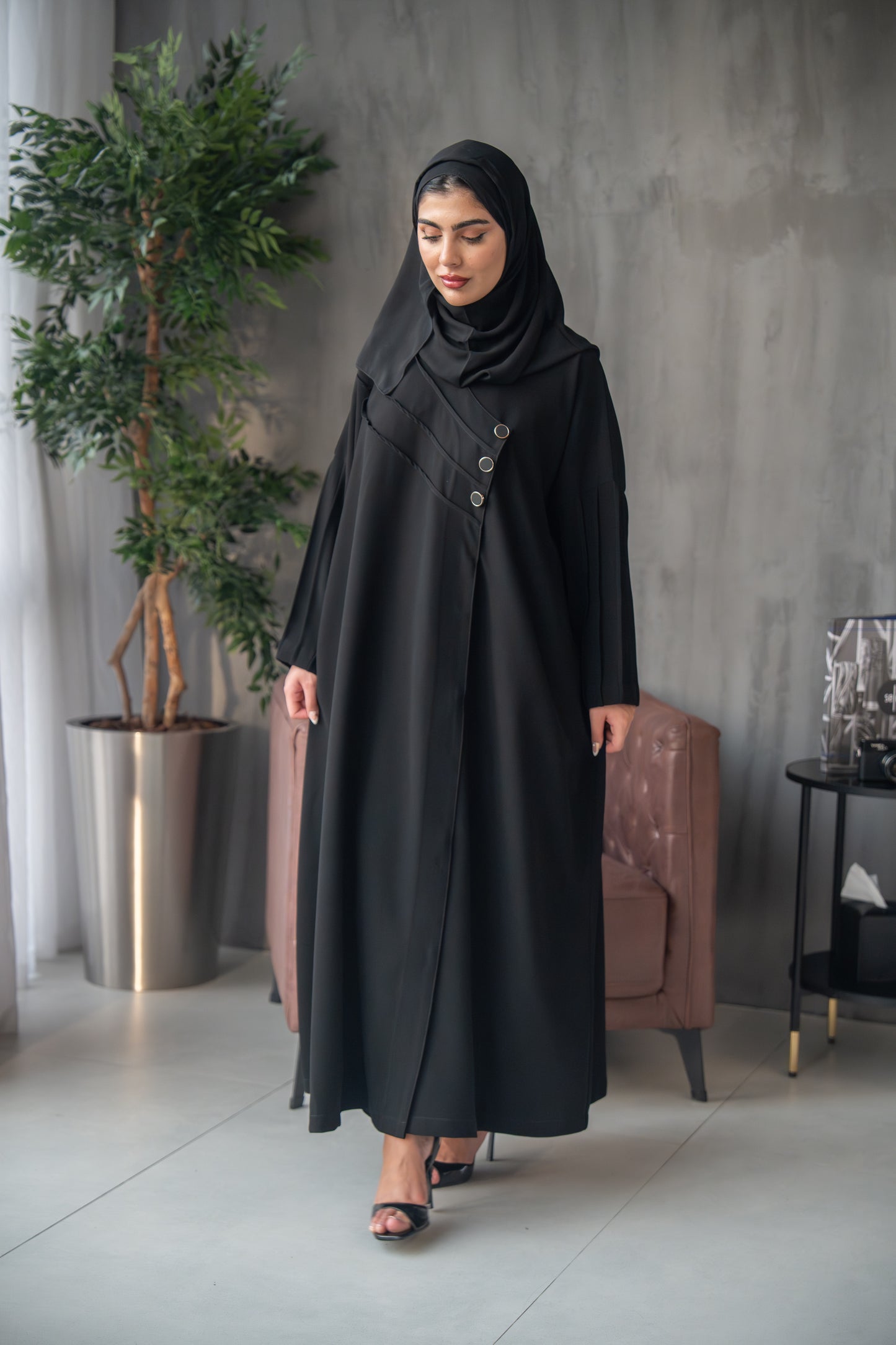 Asymmetric Panel Button Abaya