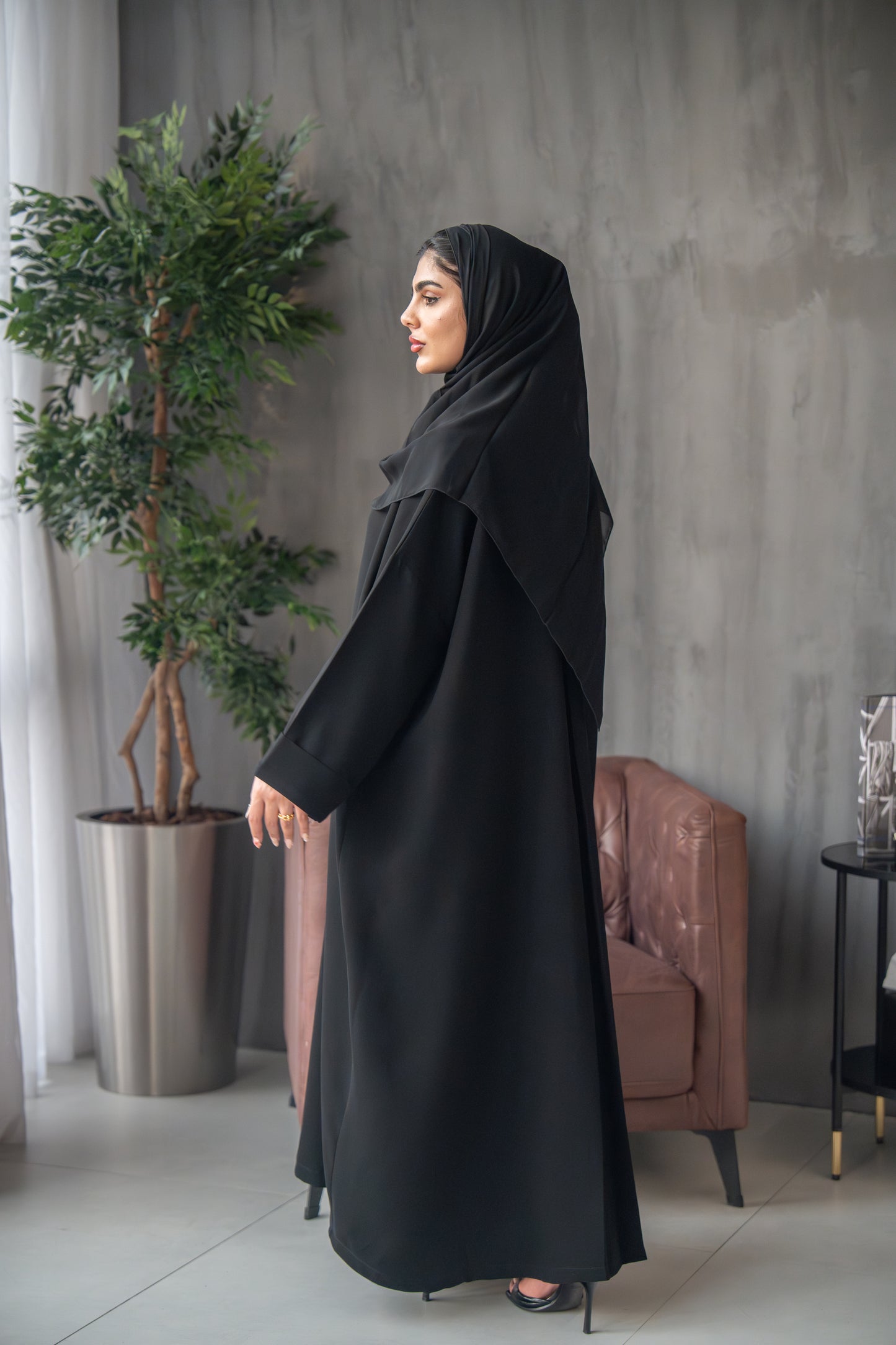 Minimalist One-Button Abaya