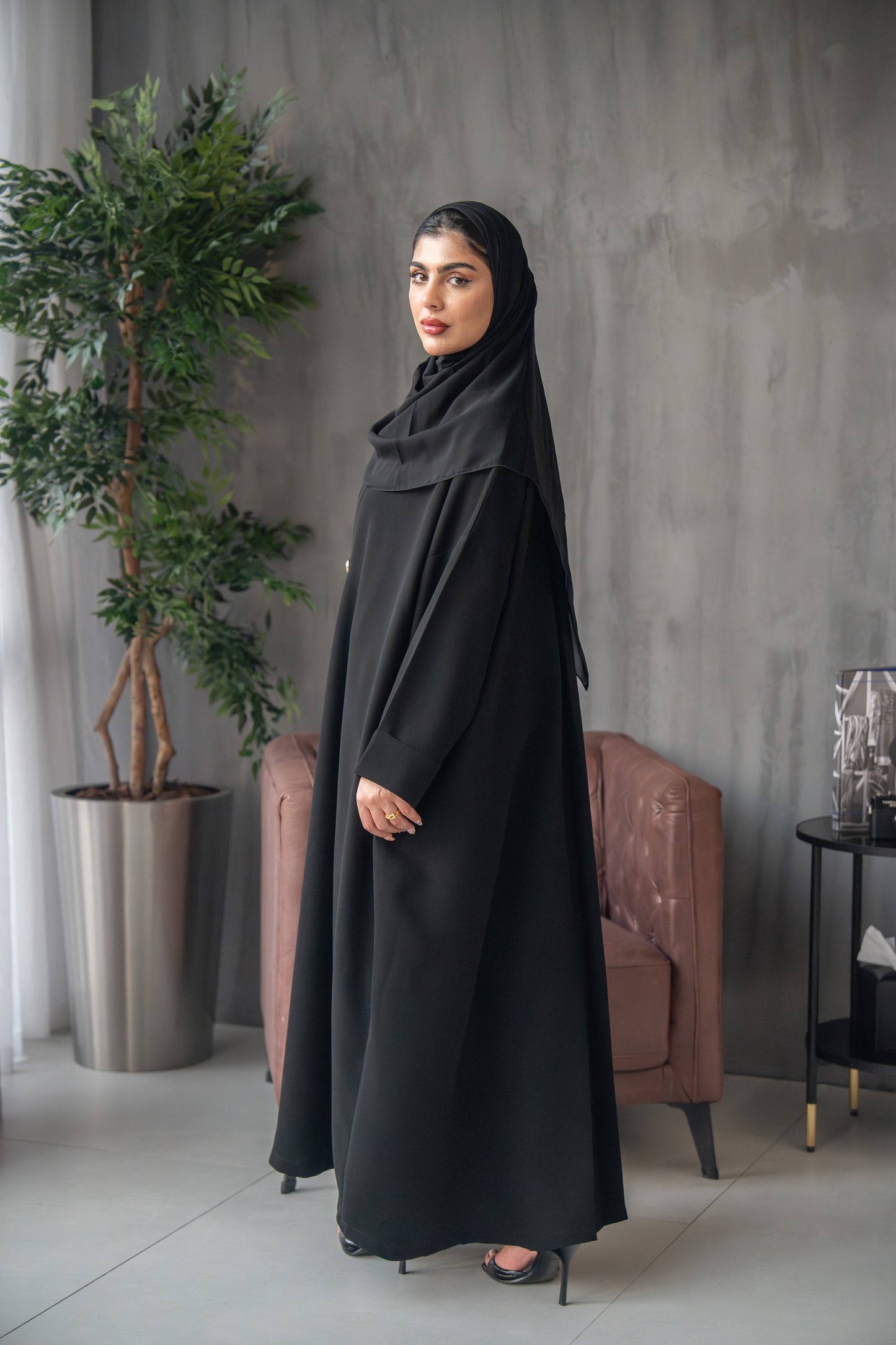 Minimalist One-Button Abaya