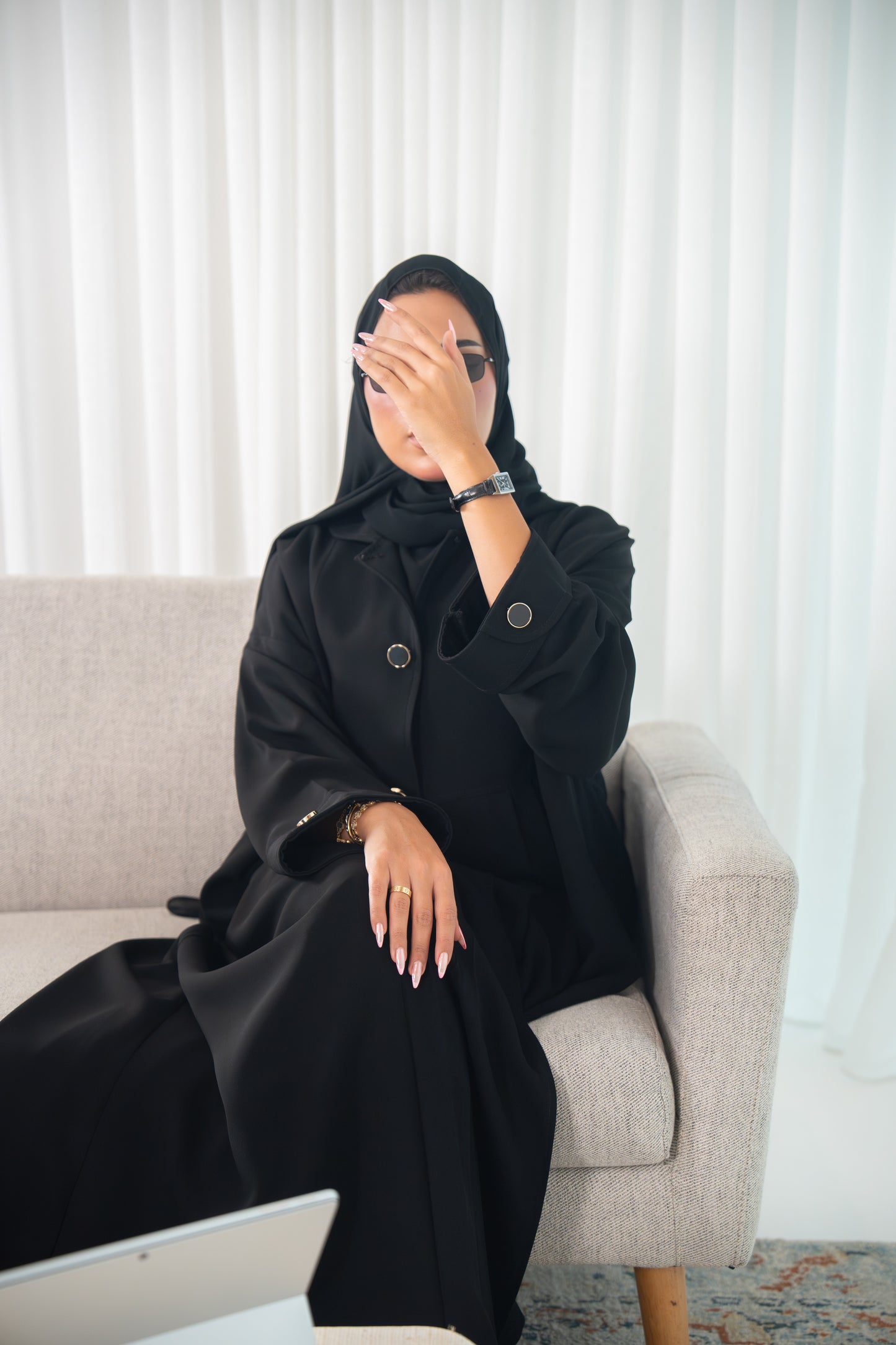 Layali Abaya – Classic Elegance in Crepe Cuba