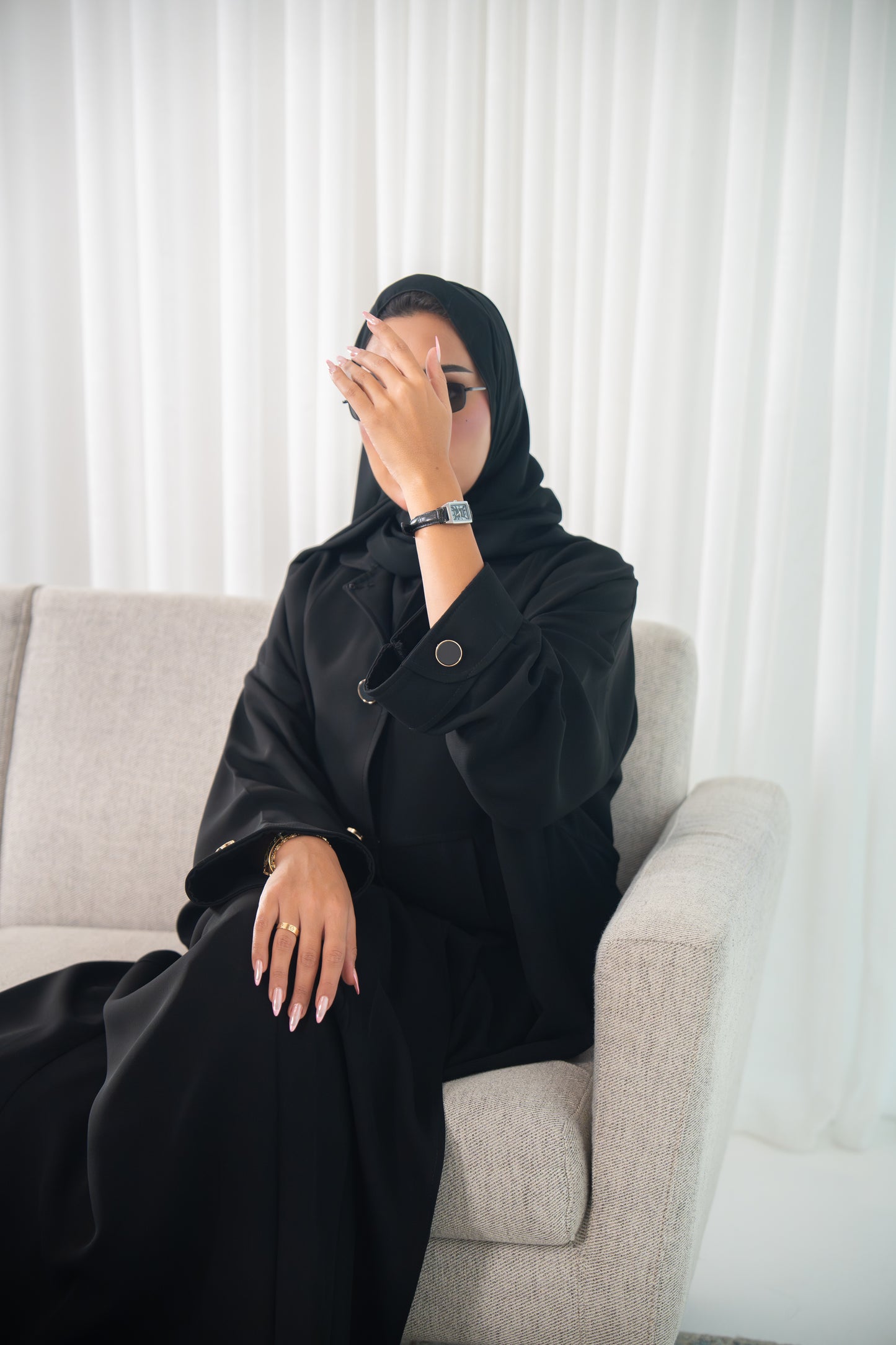 Layali Abaya – Classic Elegance in Crepe Cuba