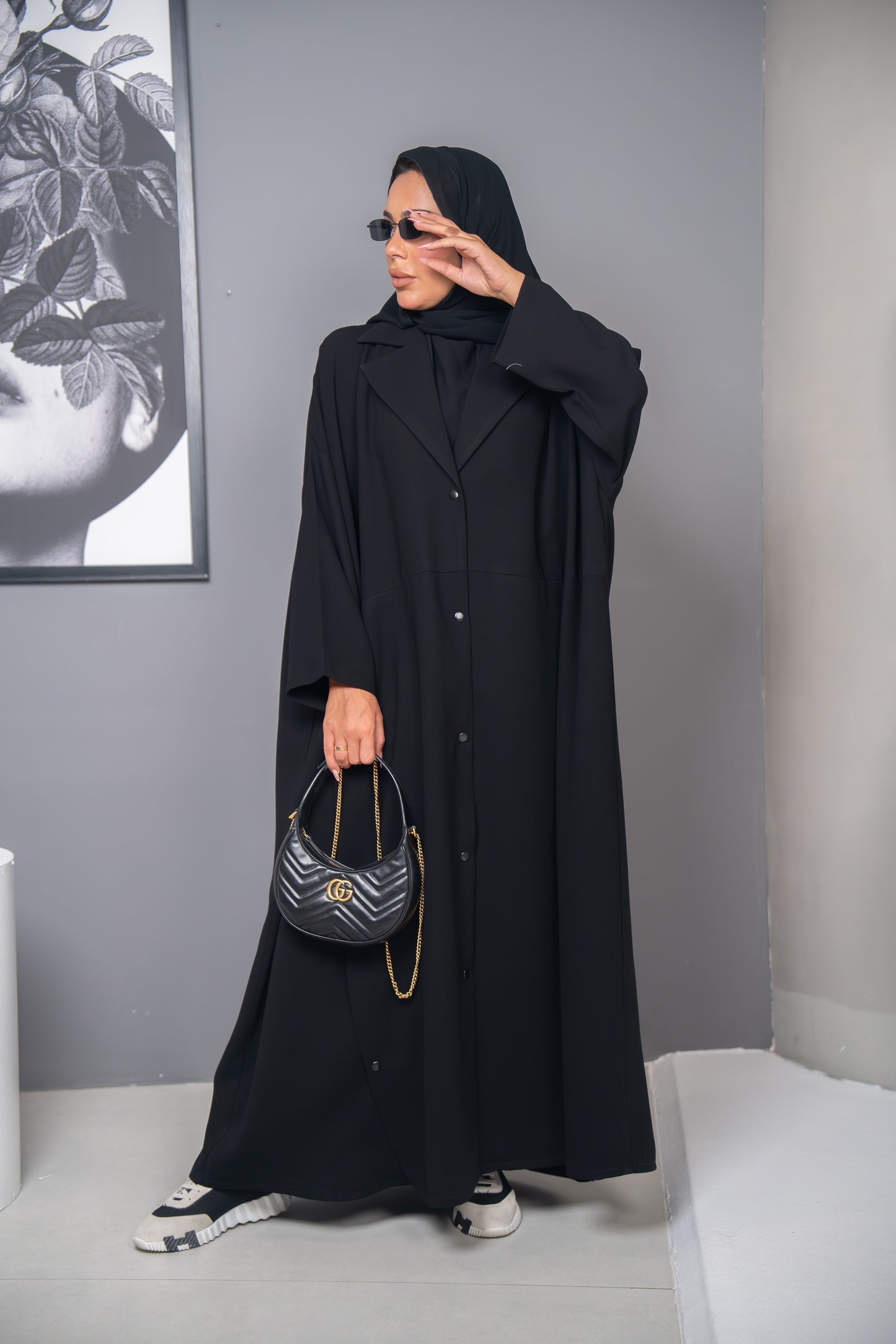Nouran Abaya – Structured Grace in Crepe Cuba