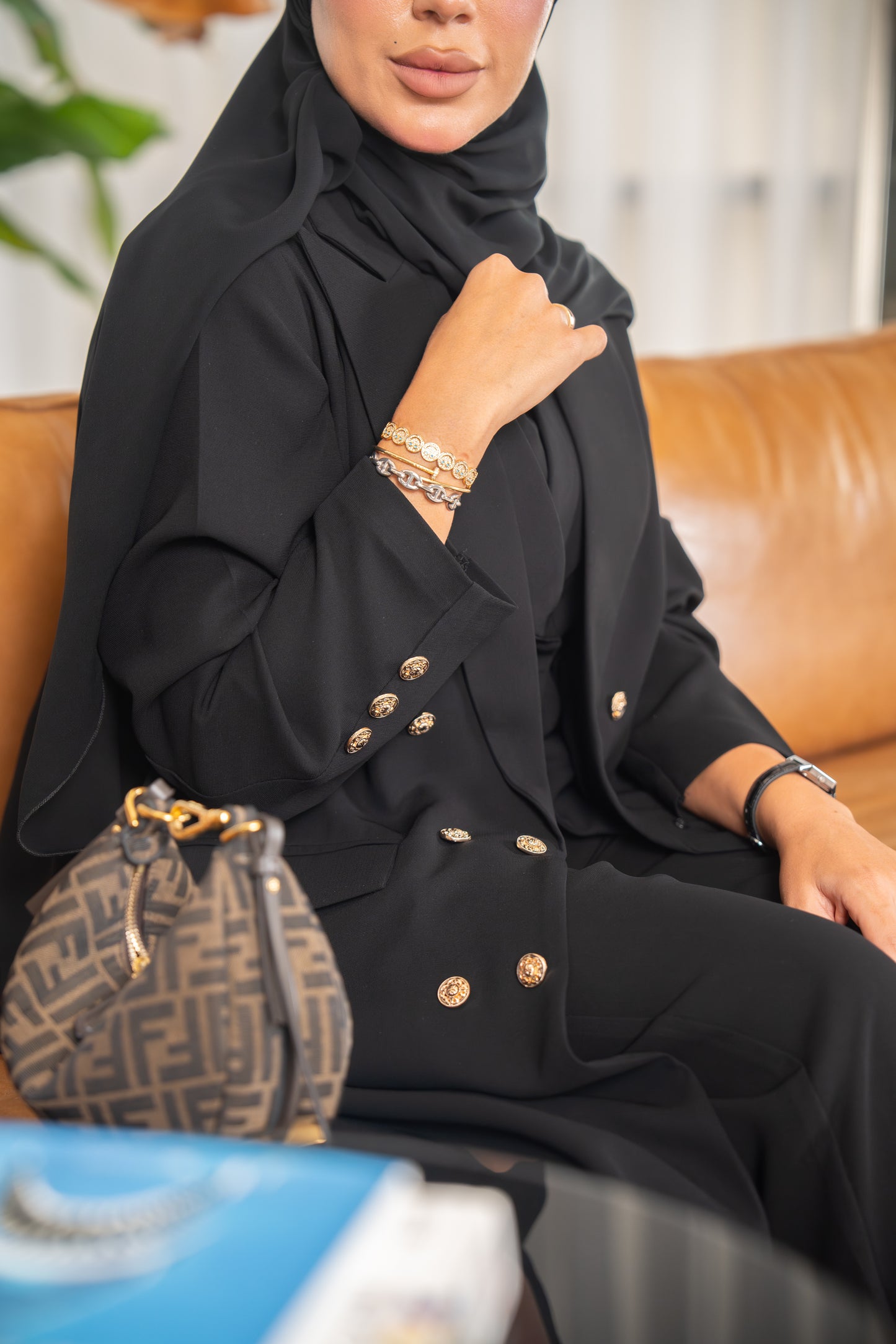 Rimal Abaya – Power & Prestige in Crepe Cuba