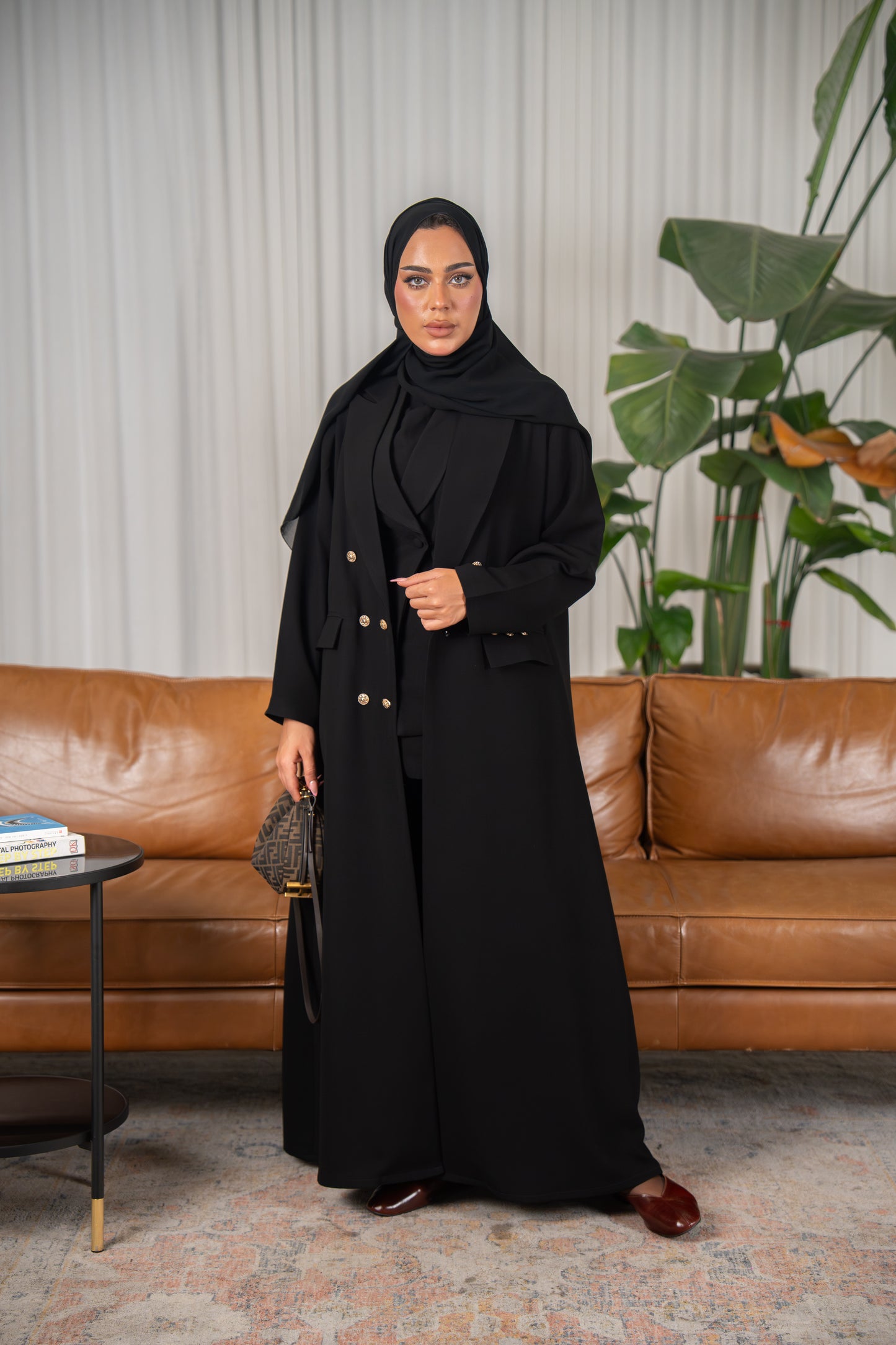 Rimal Abaya – Power & Prestige in Crepe Cuba