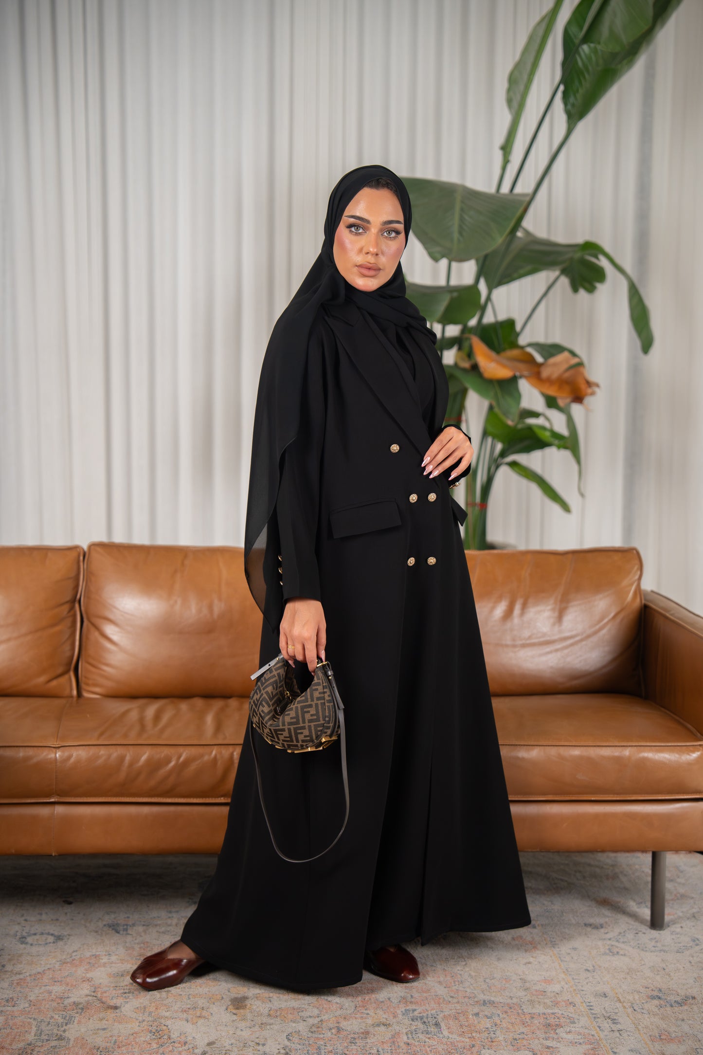 Rimal Abaya – Power & Prestige in Crepe Cuba