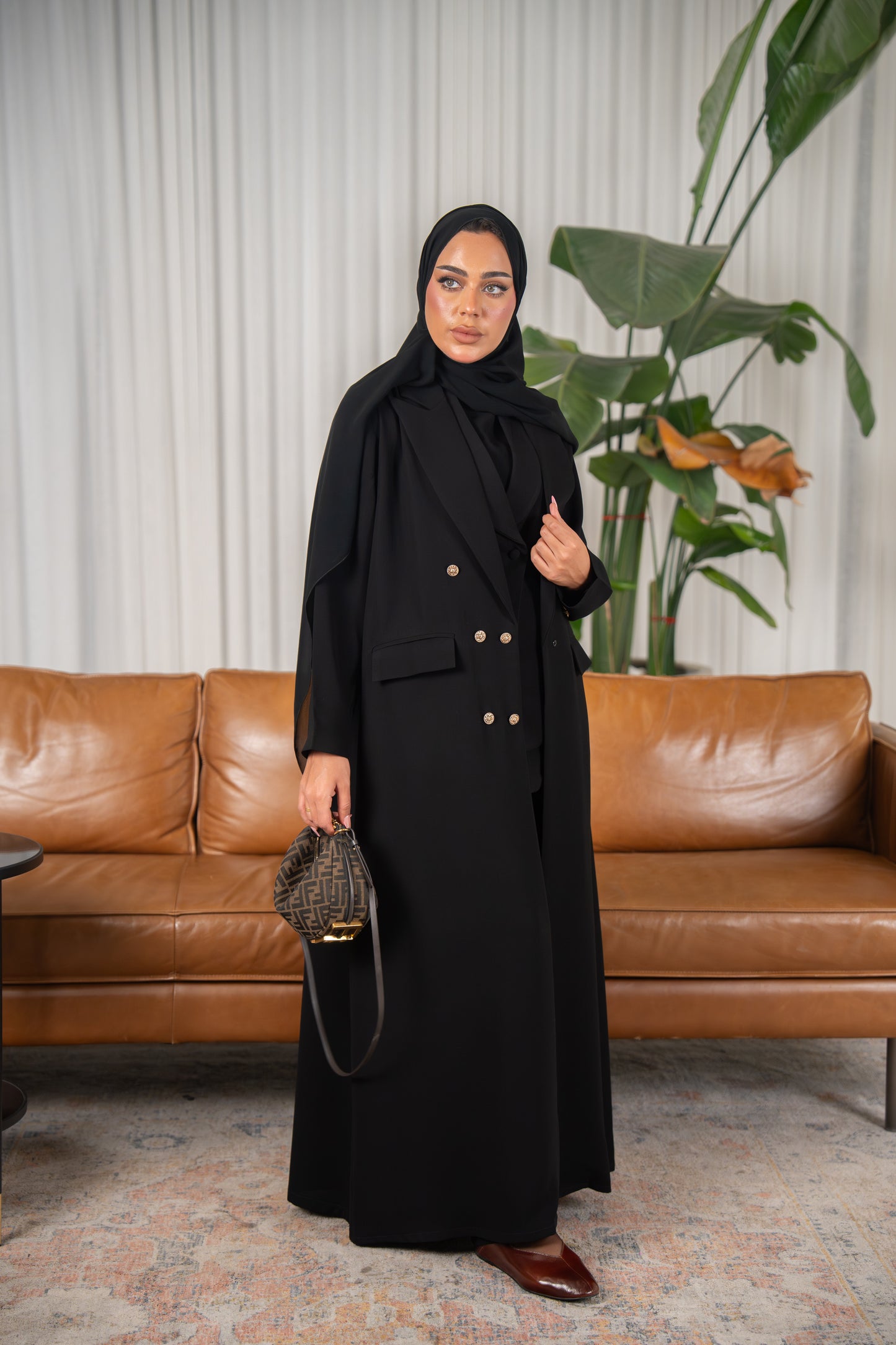 Rimal Abaya – Power & Prestige in Crepe Cuba